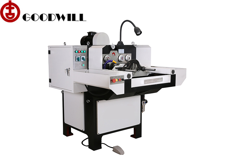 Honing machine